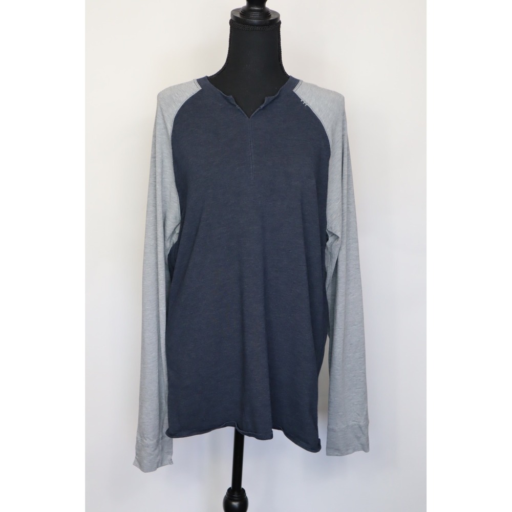 Lululemon Women's‎ Long Sleeve Shirt
